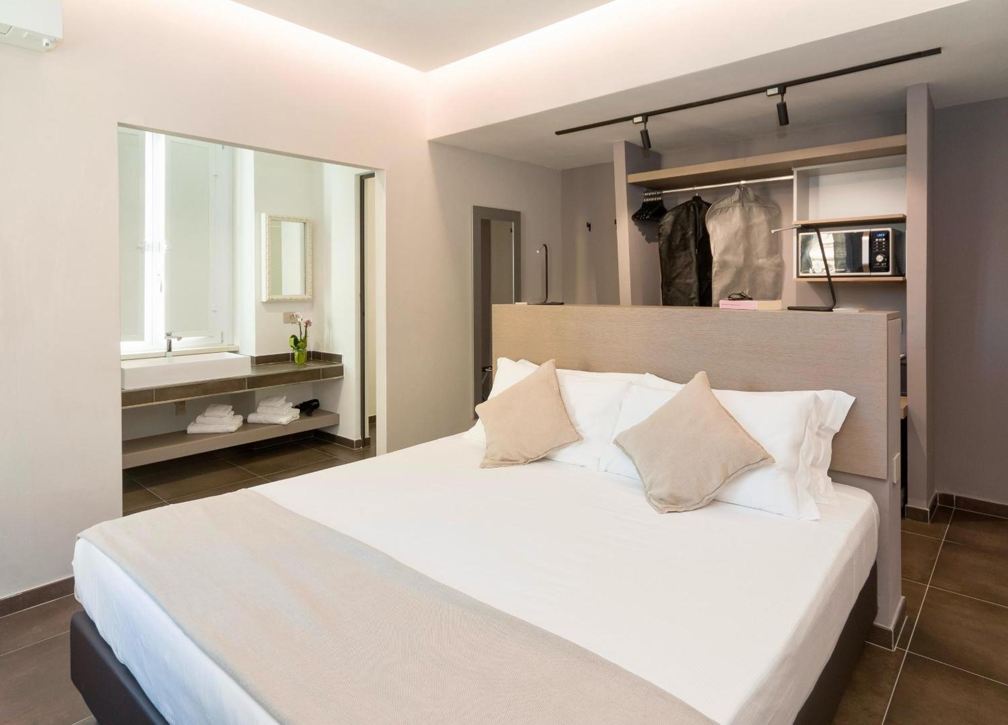 The Point Suites Rome - Guest House ภายนอก รูปภาพ